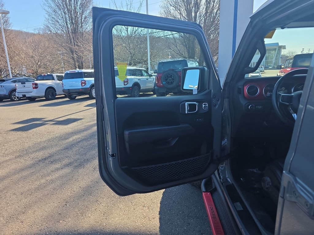 Used 2021 Jeep Wrangler Unlimited Rubicon AWD/4WD image 20