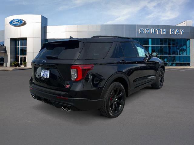 Certified 2022 Ford Explorer ST w/ Equipment Group 401A AWD/4WD image 10