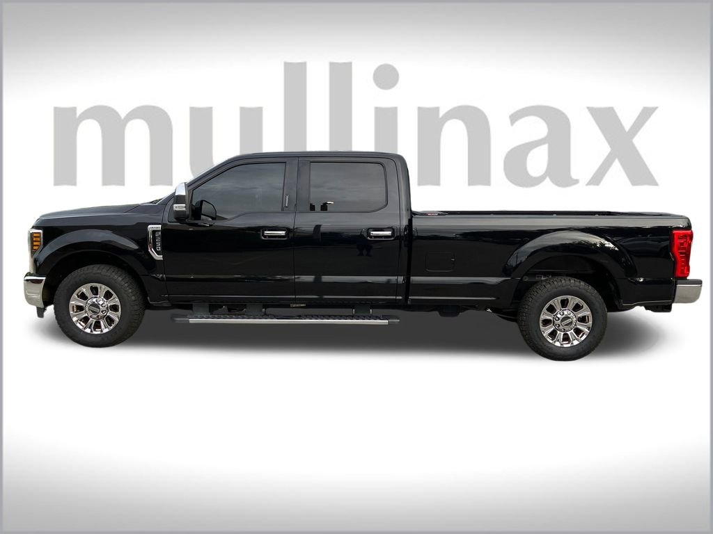 Certified 2019 Ford F250 Lariat w/ Chrome Package image 12