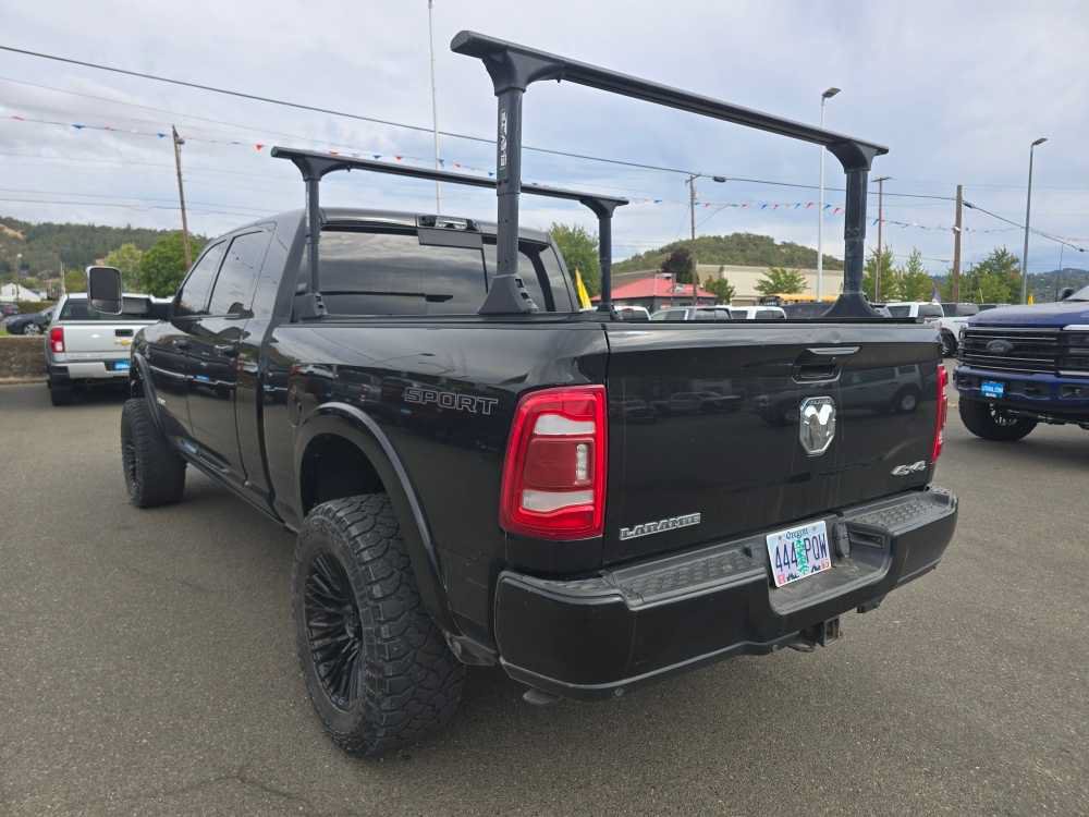 Used 2022 RAM 3500 Laramie AWD/4WD image 2