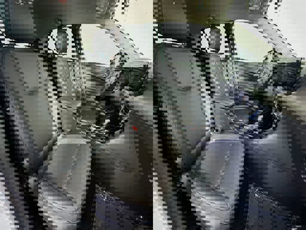 Used 2024 Buick Encore GX Sport Touring w/ Comfort Package image 17