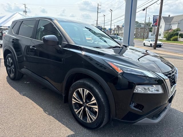 Used 2023 Nissan Rogue SV AWD/4WD image 4