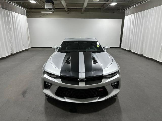 Used 2018 Chevrolet Camaro SS RWD image 2