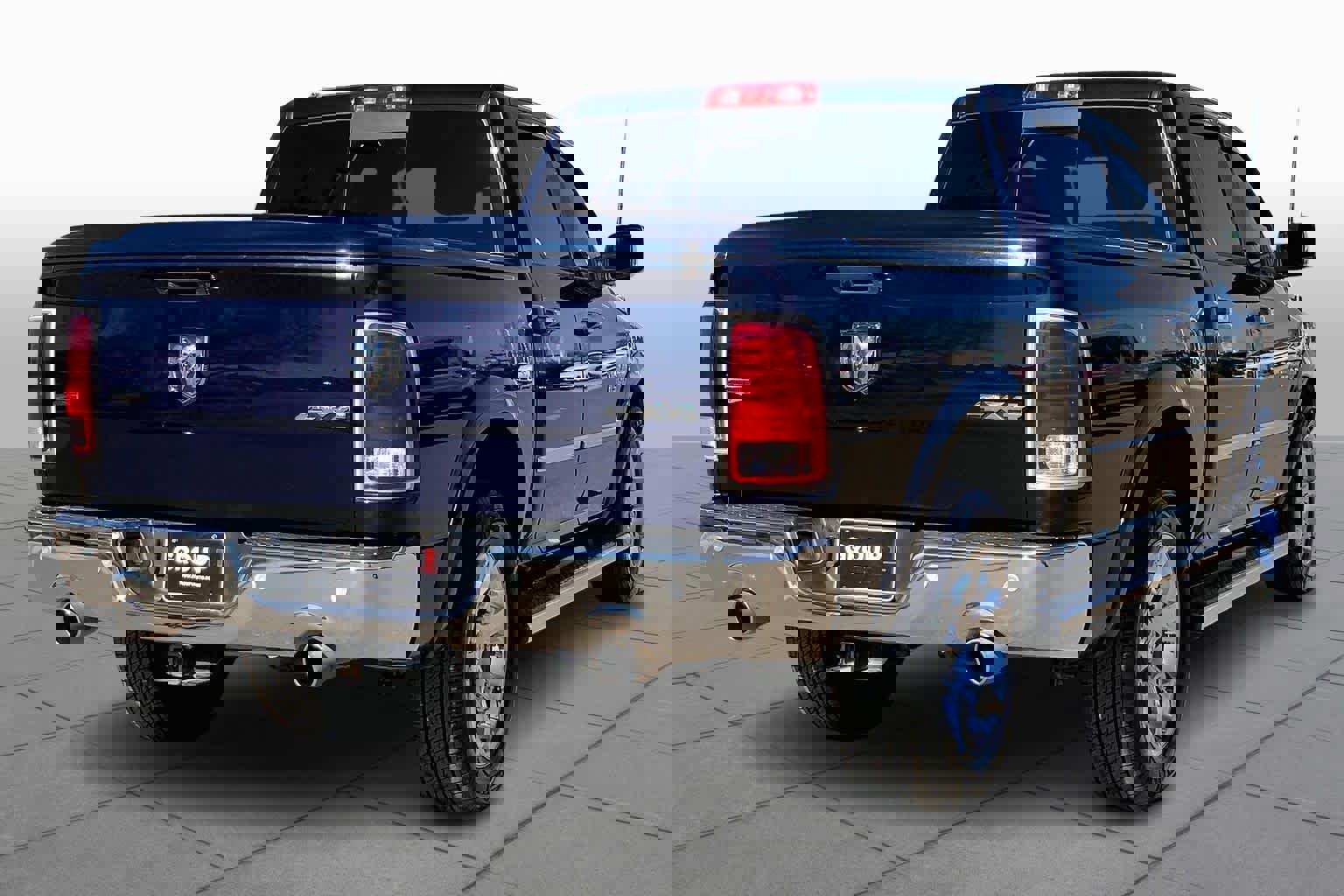 Used 2018 RAM 1500 Laramie w/ Convenience Group image 3