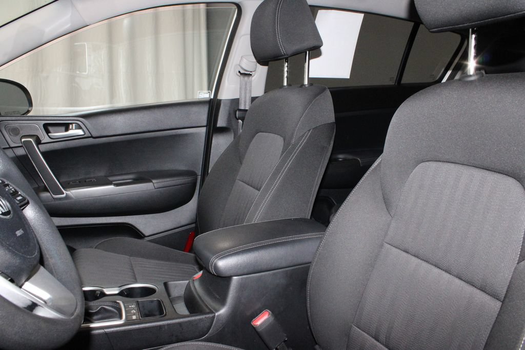 Used 2022 Kia Sportage LX AWD/4WD image 25