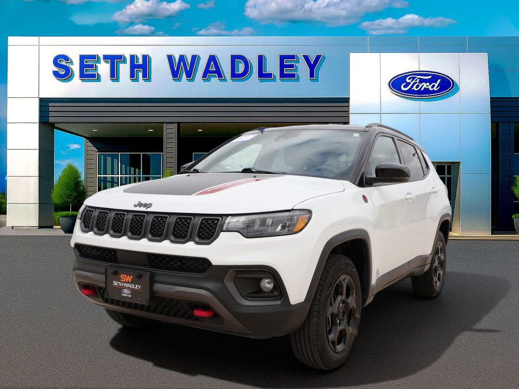 Used 2024 Jeep Compass Trailhawk image 6