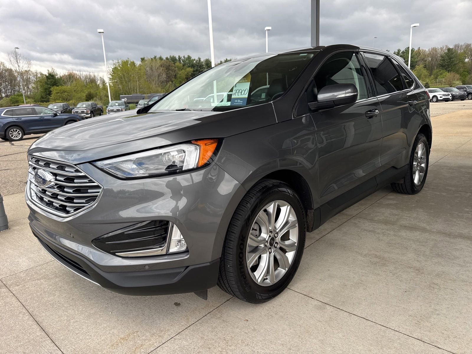Certified 2023 Ford Edge Titanium AWD/4WD image 3