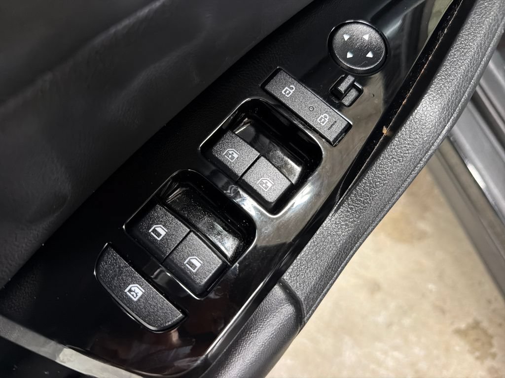 Used 2023 Kia Sportage EX FWD image 17