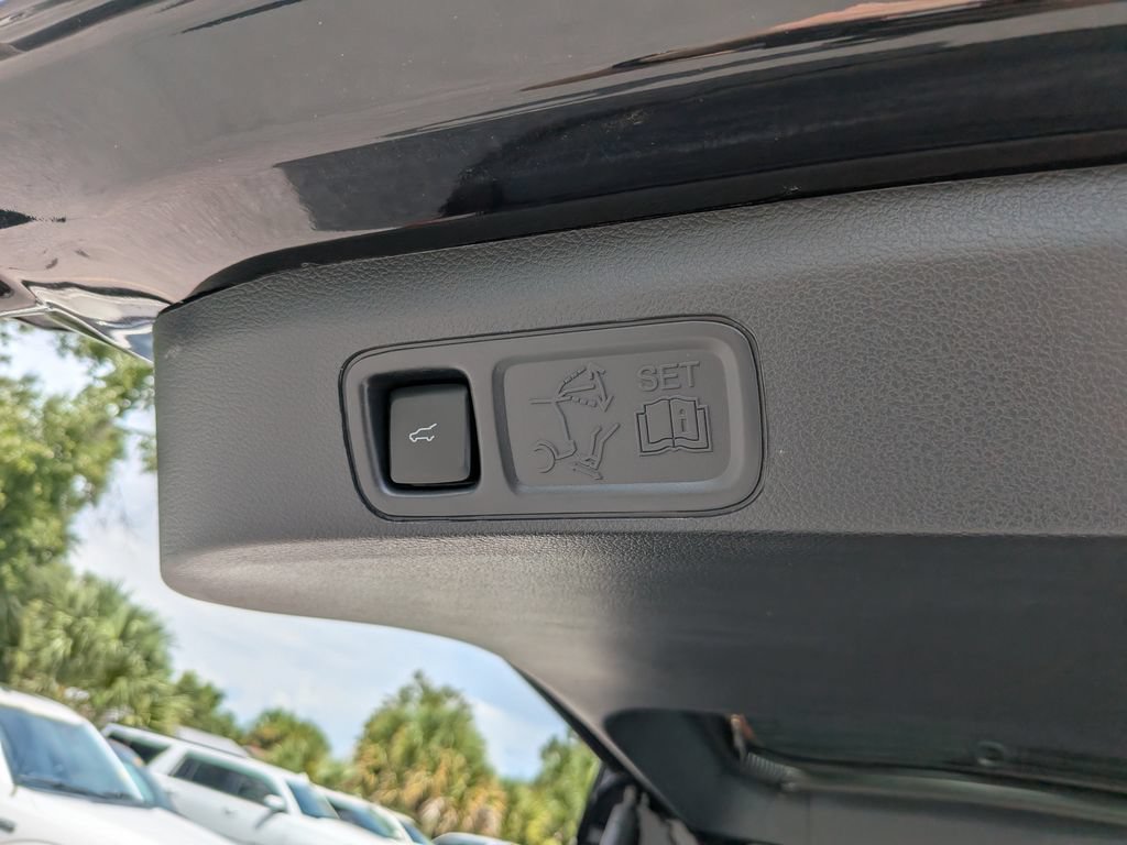 Certified 2023 Ford Expedition Limited RWD image 14