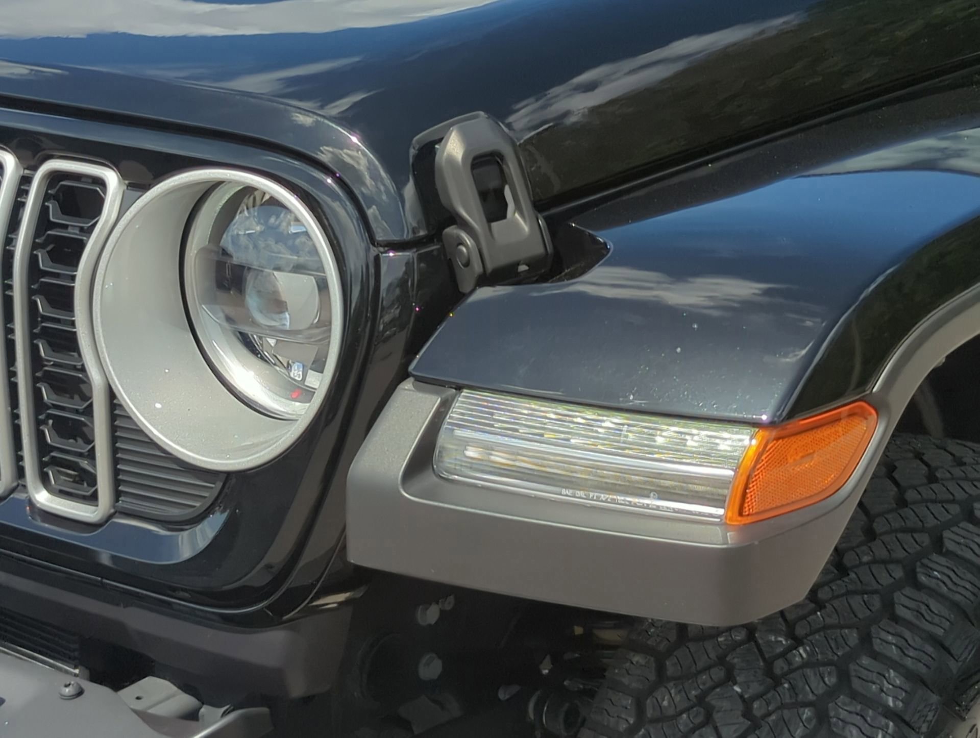 Used 2025 Jeep Wrangler Backcountry image 43