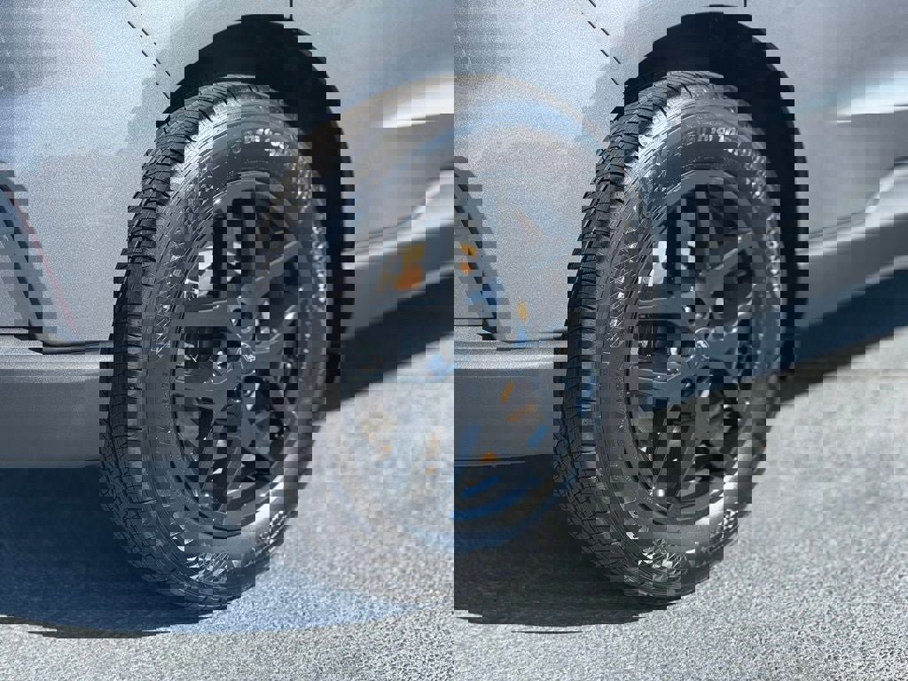 Certified 2023 Ford Edge SEL image 8