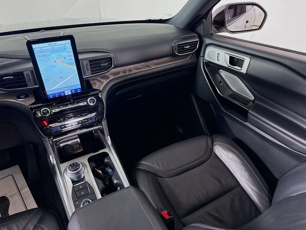 Certified 2023 Ford Explorer Platinum w/ Technology Package image 26
