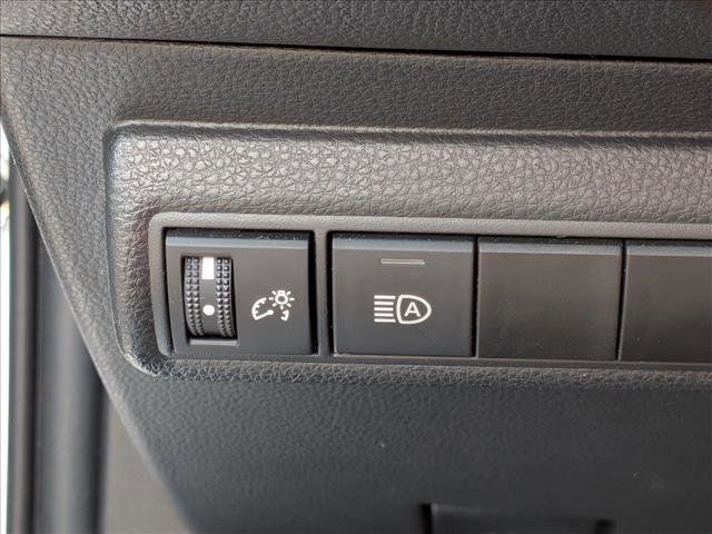 Used 2024 Toyota Corolla LE FWD image 17