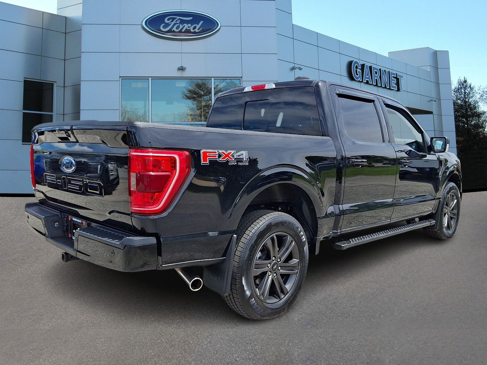 Certified 2022 Ford F150 XLT w/ Equipment Group 302A High AWD/4WD image 8