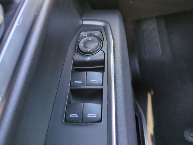 Used 2025 Chevrolet Silverado 1500 LT w/ Safety Package image 27