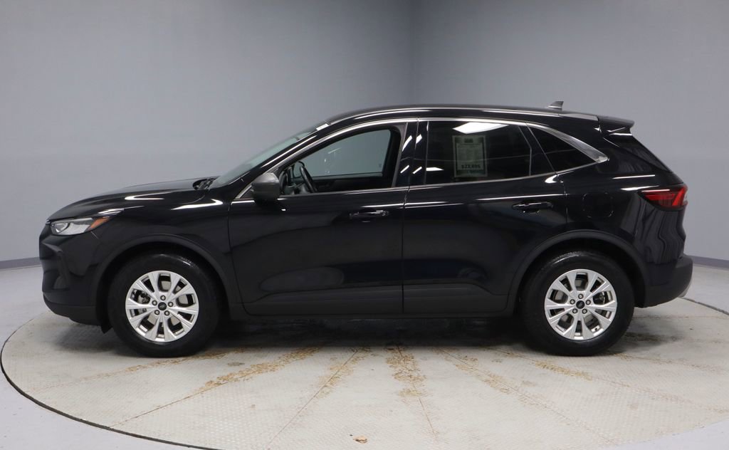 Certified 2023 Ford Escape Active image 7