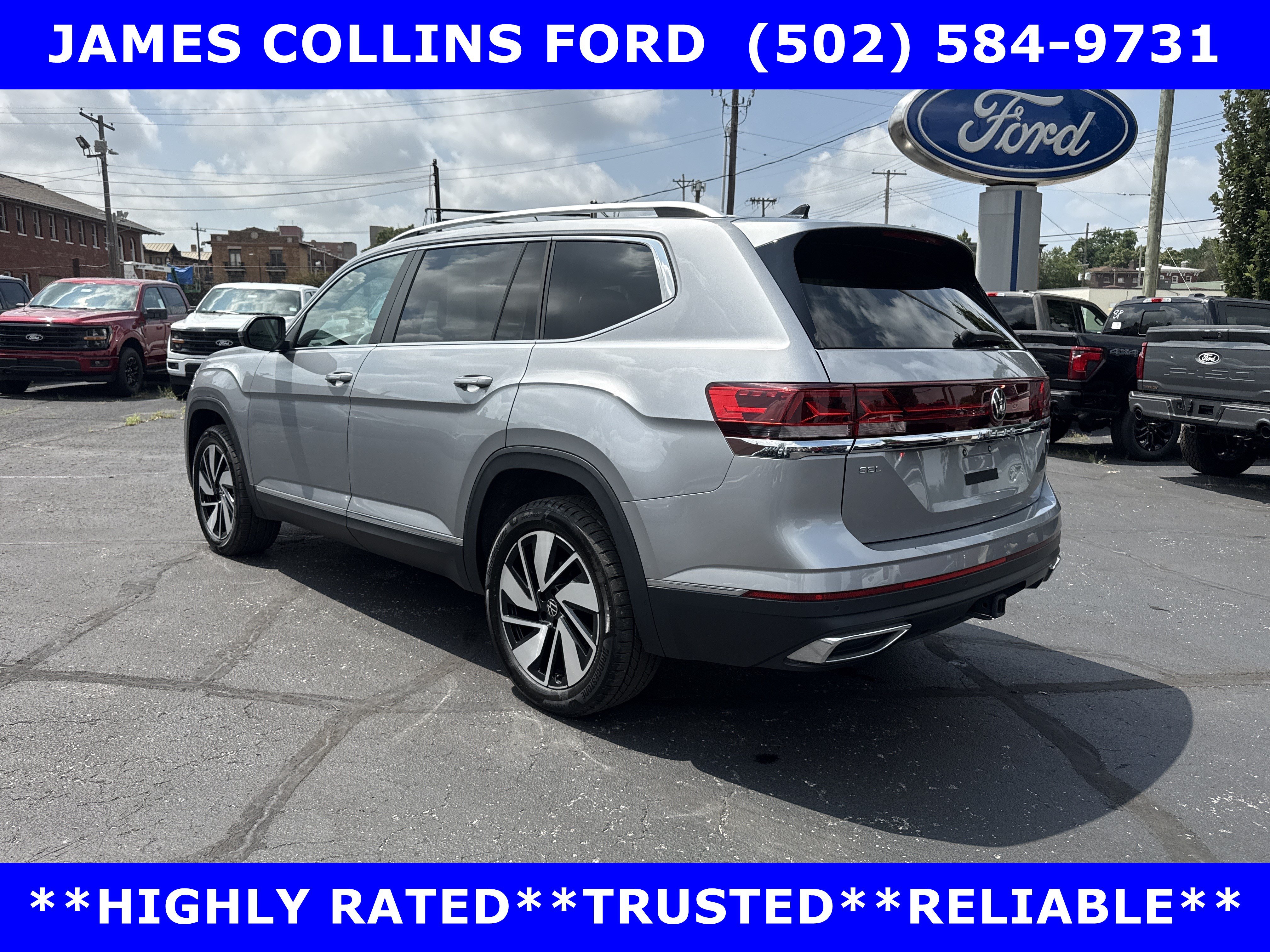 Used 2024 Volkswagen Atlas SEL AWD/4WD image 6