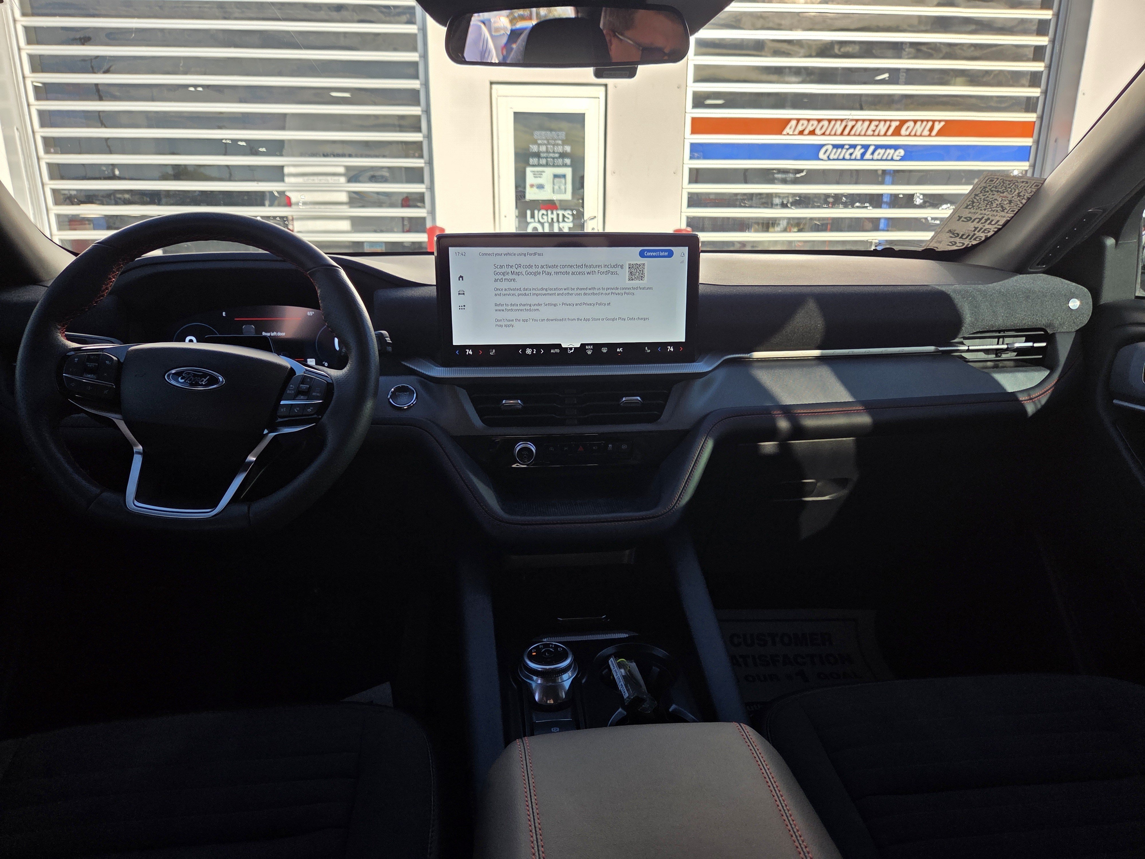 Certified 2025 Ford Explorer ST-Line AWD/4WD image 14