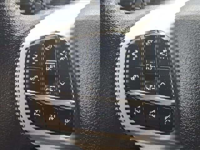 Certified 2021 Ford Explorer XLT w/ Equipment Group 202A image 29