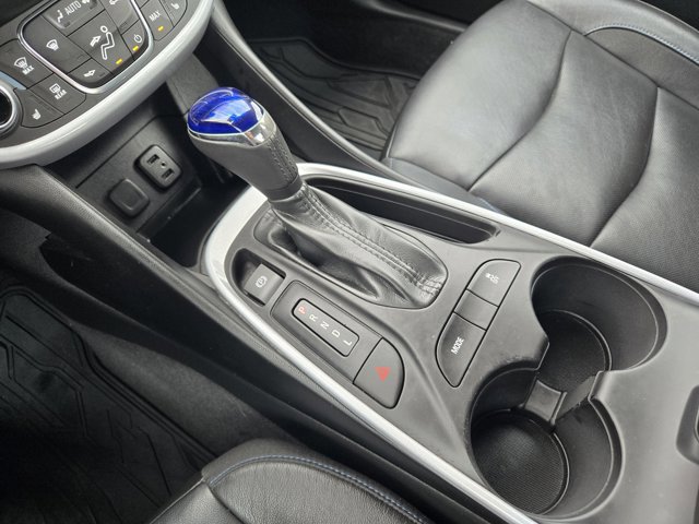 Used 2017 Chevrolet Volt LT w/ Comfort Package image 17