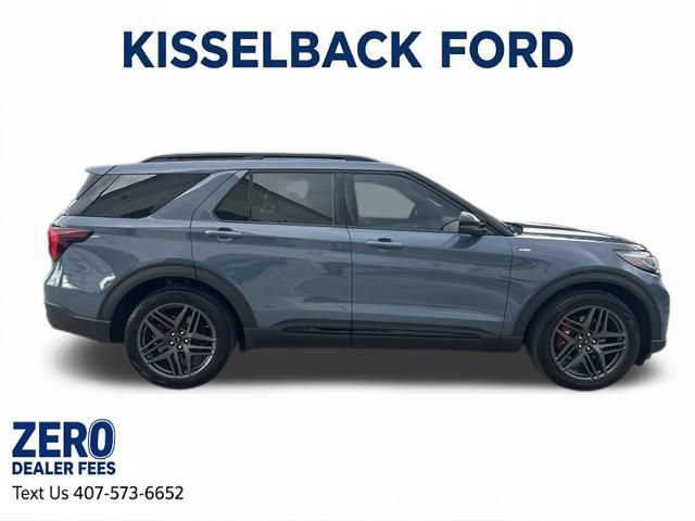 Certified 2026 Ford Explorer ST-Line w/ ST-Line Street Pack RWD image 2
