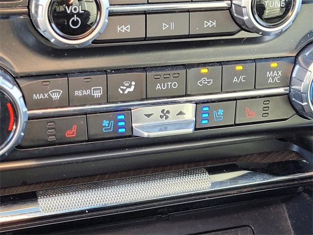 Certified 2023 Ford F150 Platinum w/ Equipment Group 701A High image 24