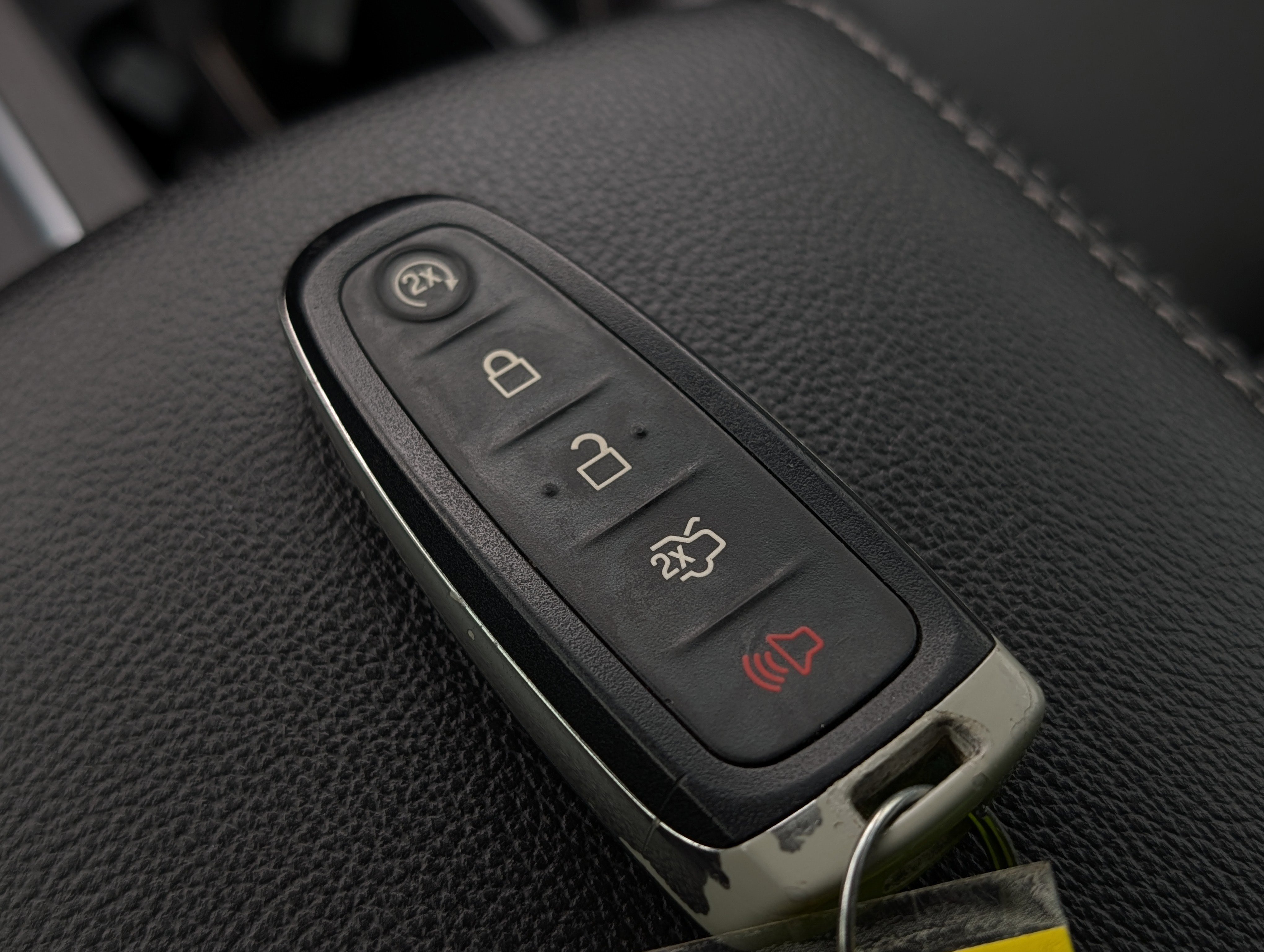 Certified 2018 Ford Escape Titanium image 34