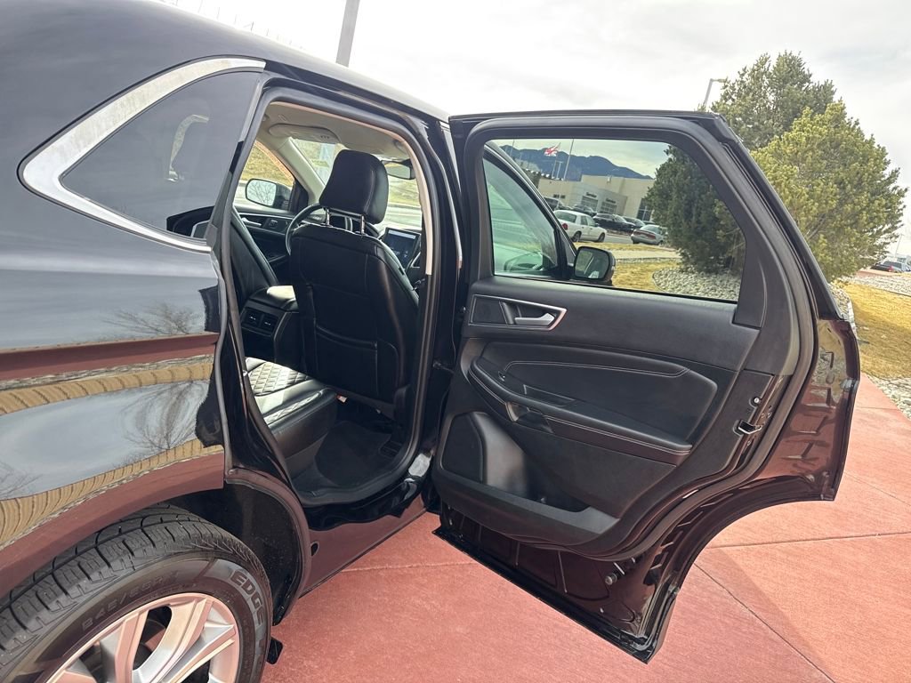 Certified 2024 Ford Edge Titanium AWD/4WD image 19