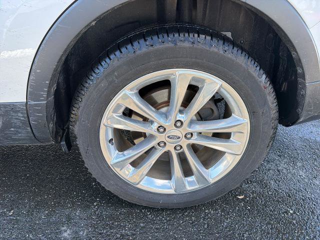 Certified 2019 Ford Explorer Limited w/ Ford Safe & Smart Package image 24