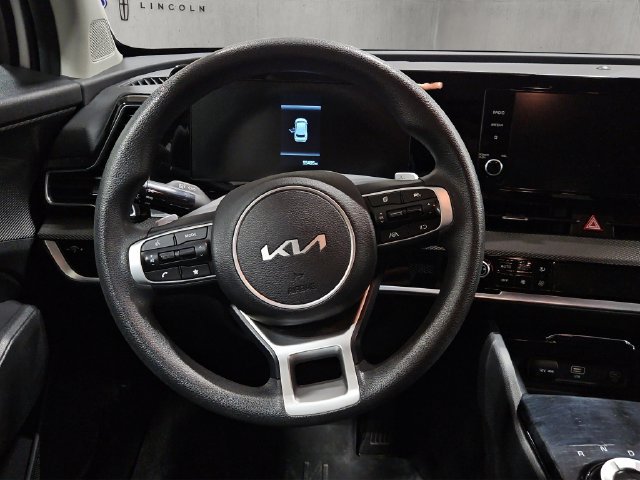 Used 2023 Kia Sportage LX AWD/4WD image 11