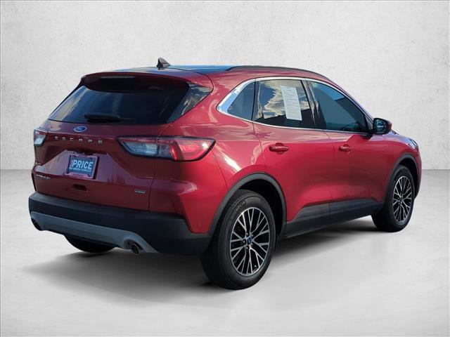 Certified 2021 Ford Escape Titanium w/ Titanium Premium Package image 3