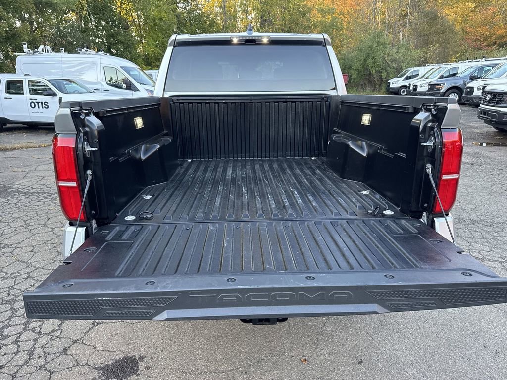 Used 2024 Toyota Tacoma TRD Off-Road image 22