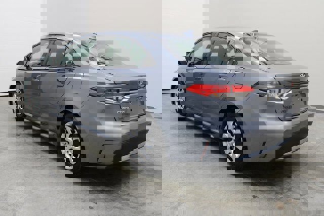 Used 2022 Toyota Corolla LE image 3