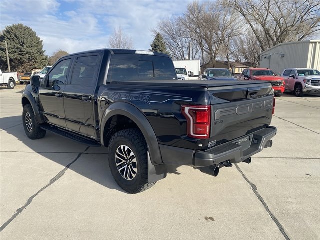 Certified 2020 Ford F150 Raptor w/ Equipment Group 802A Luxury image 3