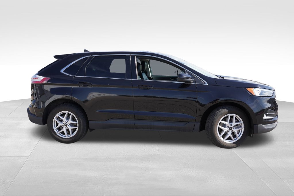 Certified 2024 Ford Edge SEL AWD/4WD image 3