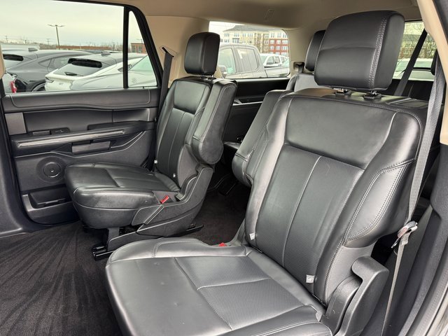 Certified 2022 Ford Expedition XLT image 16