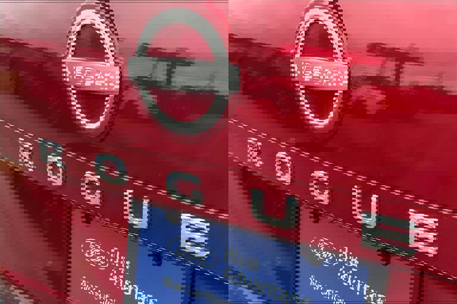 Used 2023 Nissan Rogue SL w/ SL Premium Package image 30