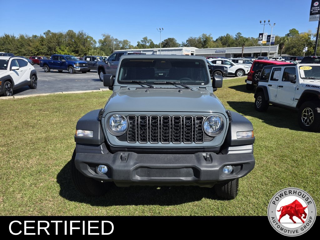 Used 2025 Jeep Wrangler Sport AWD/4WD image 10