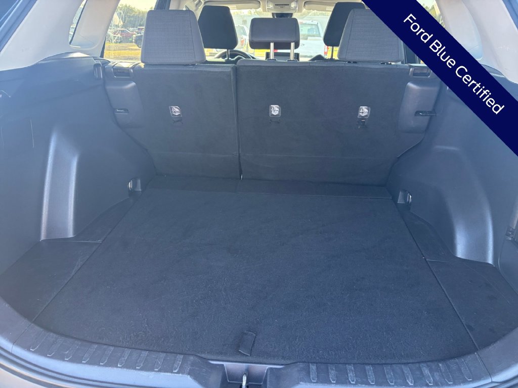 Used 2021 Toyota RAV4 LE FWD image 32