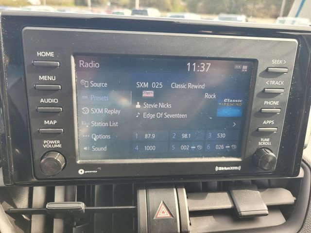 Used 2022 Toyota RAV4 LE image 22