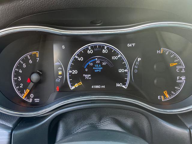 Used 2019 Jeep Grand Cherokee Limited w/ Luxury Group II image 8