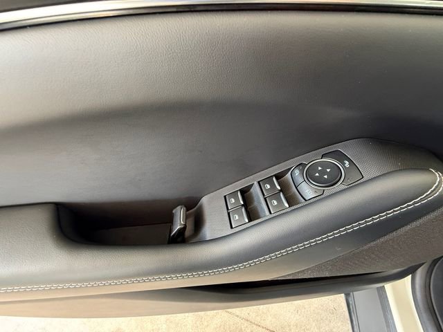 Certified 2025 Ford Mustang Mach-E Select RWD image 11