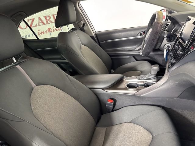Used 2021 Toyota Camry LE image 16