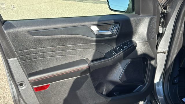 Certified 2024 Ford Escape ST-Line w/ Tech Pack #1 image 8