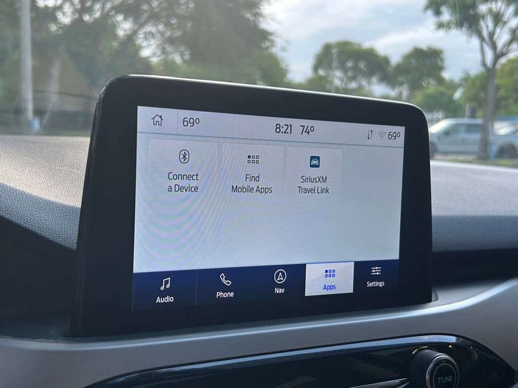 Certified 2022 Ford Escape SEL FWD image 16