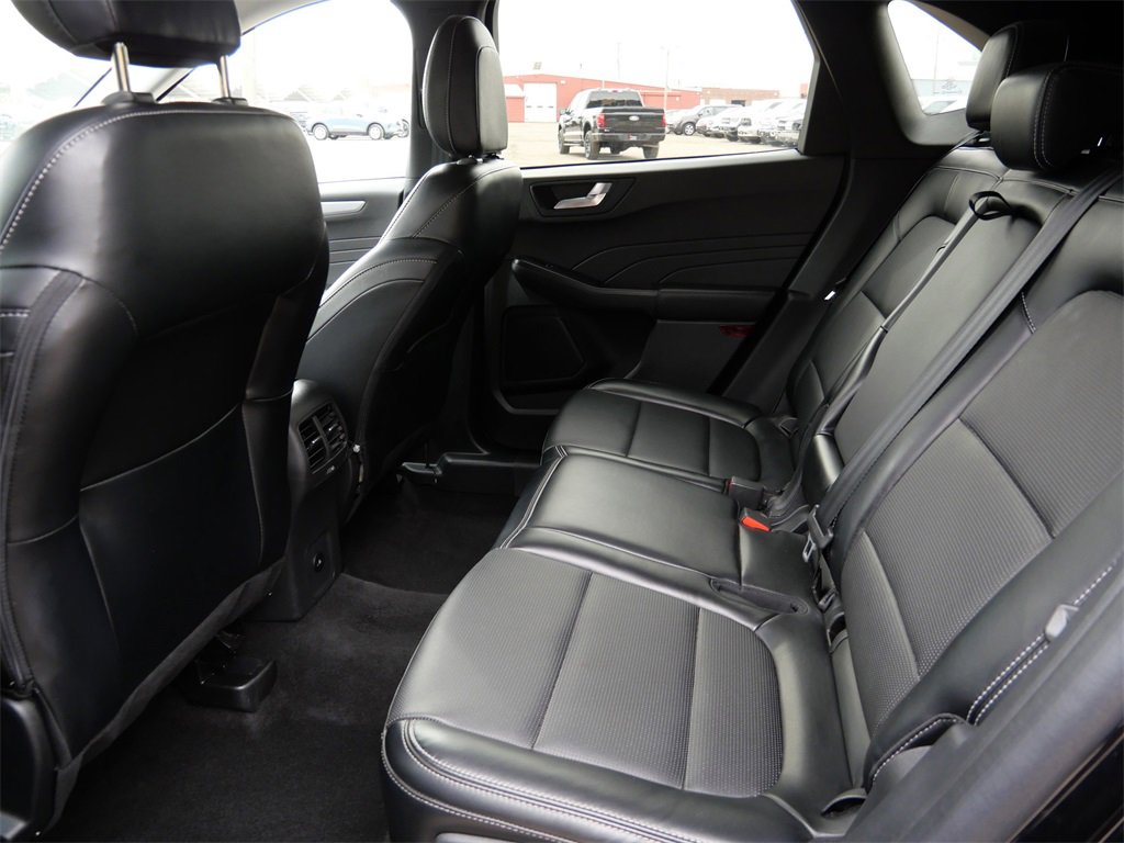 Certified 2024 Ford Escape Platinum image 11