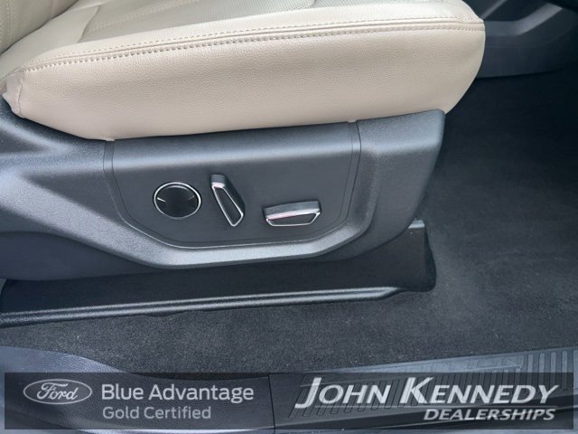 Certified 2023 Ford Expedition Limited image 39