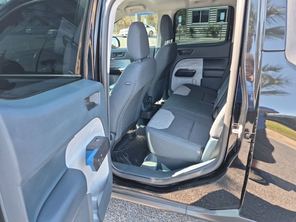 Certified 2025 Ford Maverick XLT w/ XLT Luxury Package FWD image 14