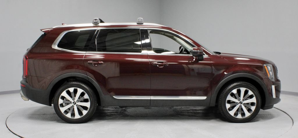 Used 2022 Kia Telluride EX w/ EX Premium Package FWD image 13
