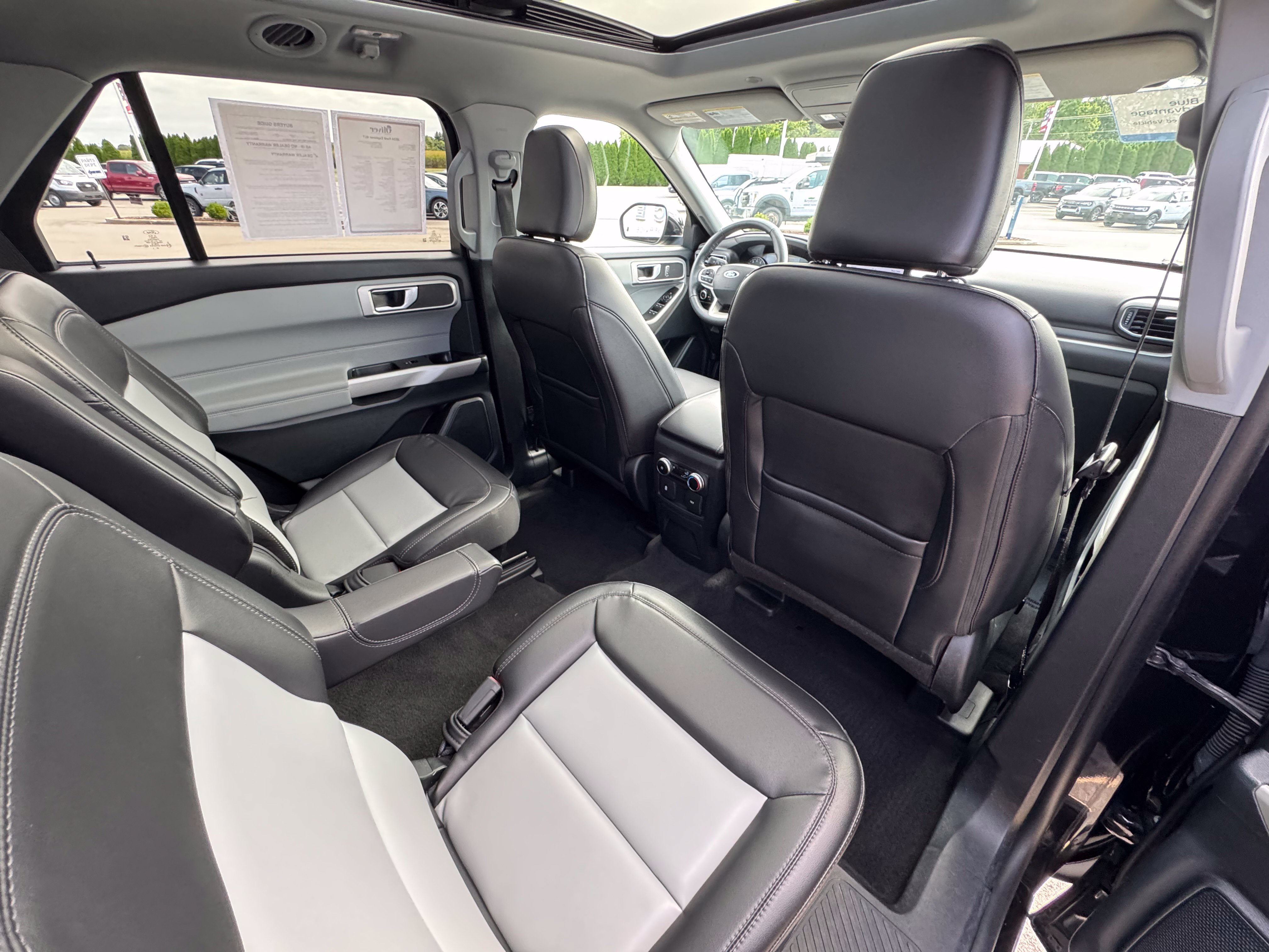 Certified 2024 Ford Explorer XLT w/ Equipment Group 202A AWD/4WD image 18